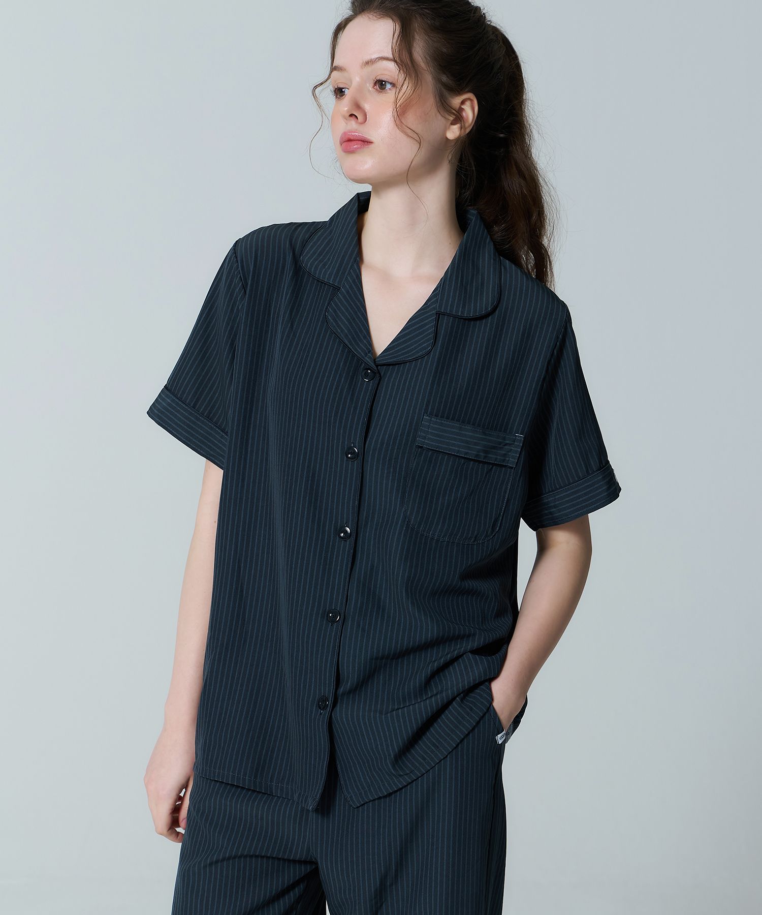 MUSINSA公式 | OFFHOUR カップルシックストライプ半袖+長ズボン