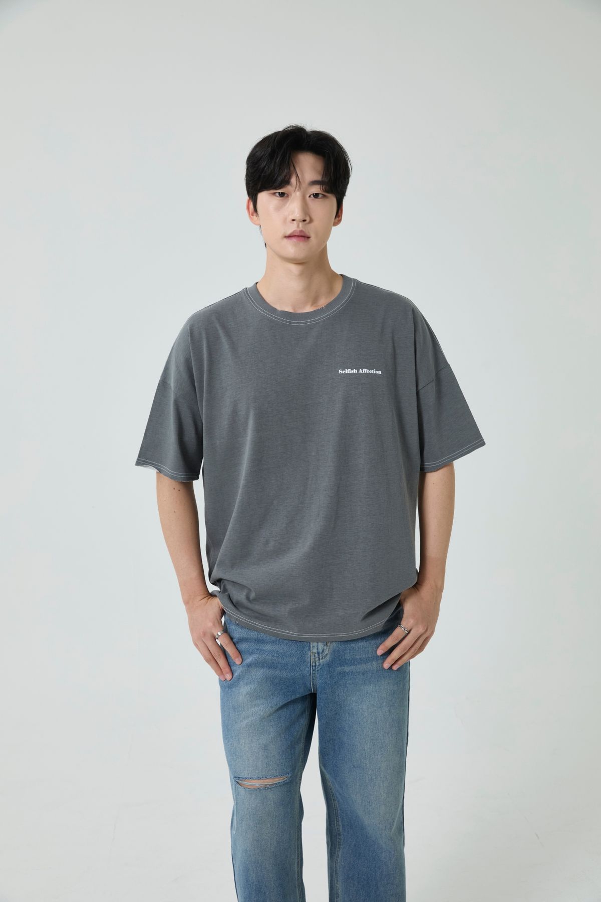 셀피시어펙션(SELFISHAFFECTION) Distressed Figment Washed T-Shirt (Charcoal)