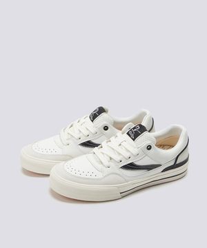 트래피즈 WHITE/BLACK