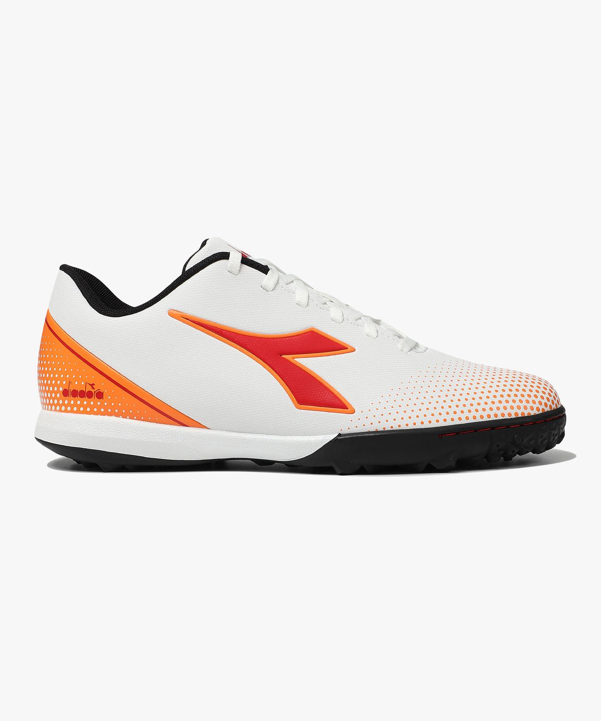 디아도라(diadora) 피치치7 TFR WHITE