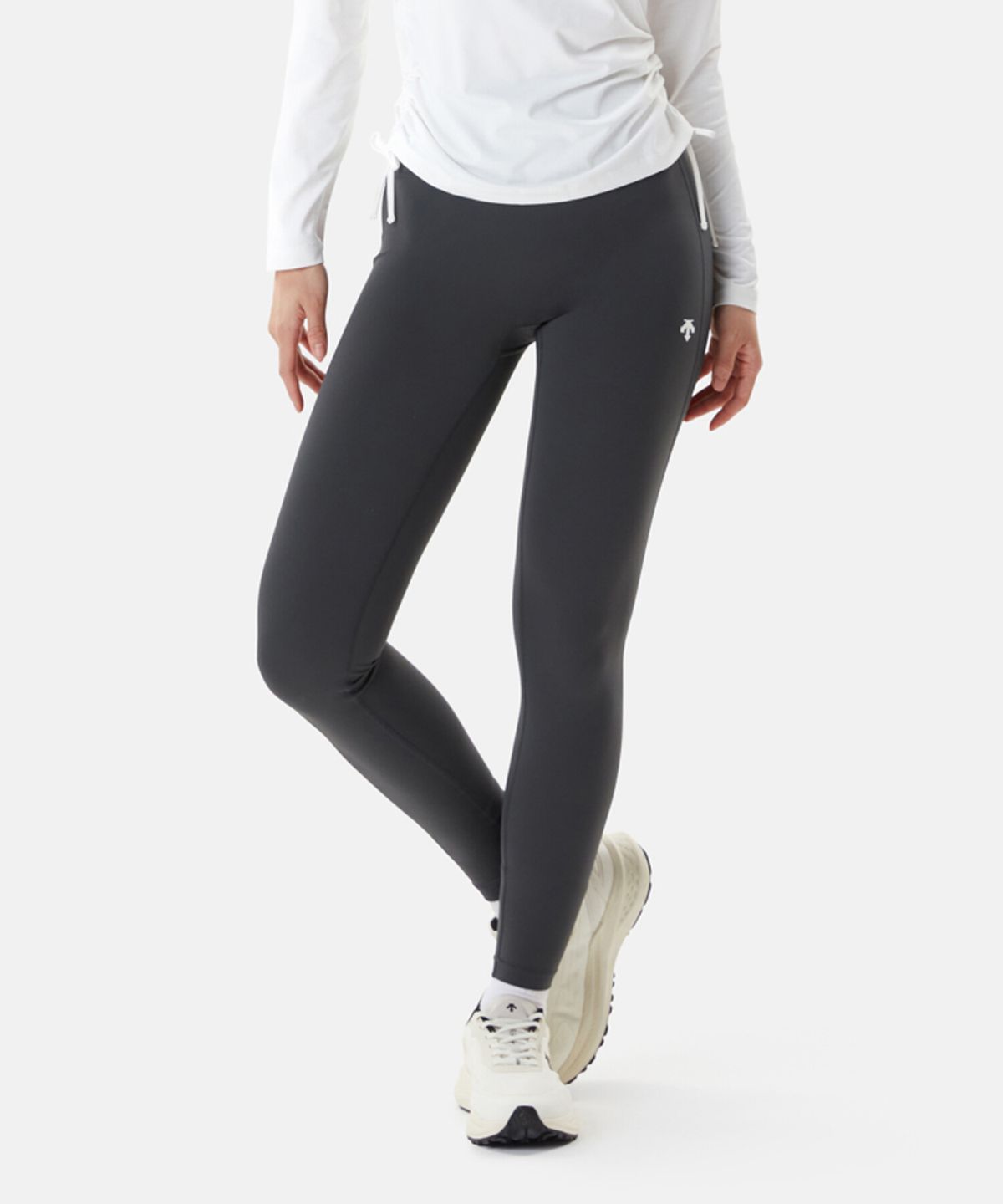 데상트(DESCENTE) 여성 베이직 9.5부 레깅스 차콜(SP322TKL71)