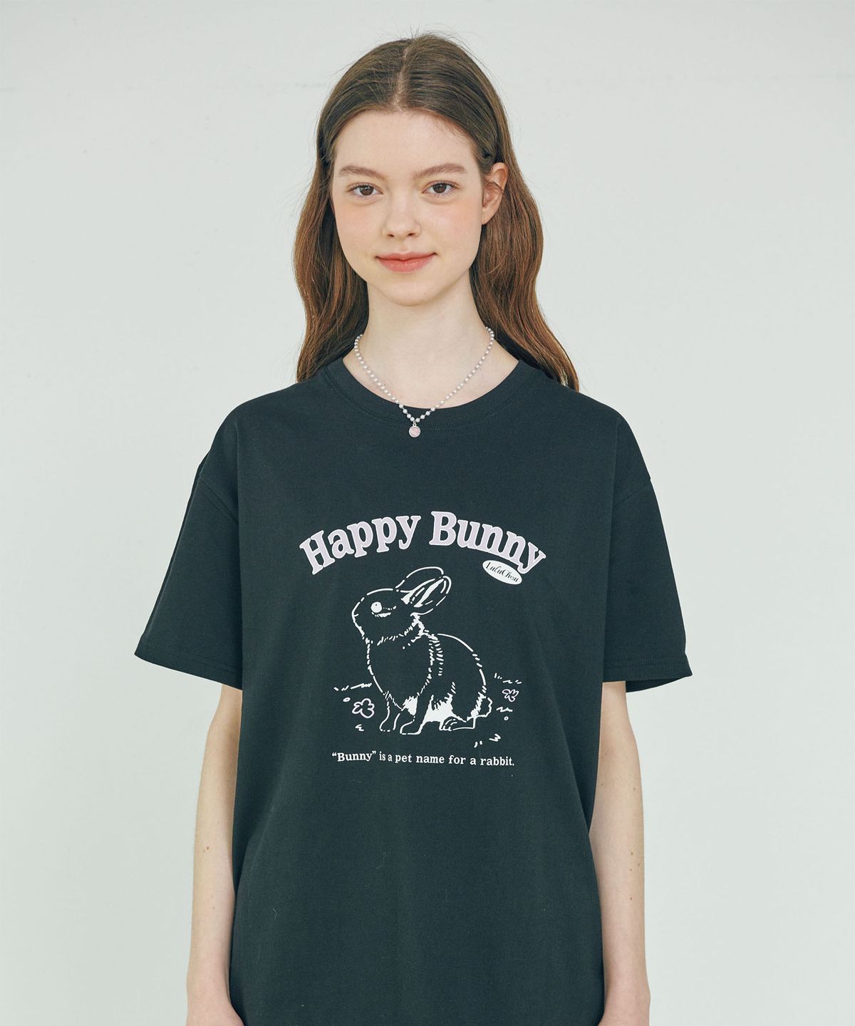 루루슈(LULUCHOU) Happy Bunny T-shirt - BLACK