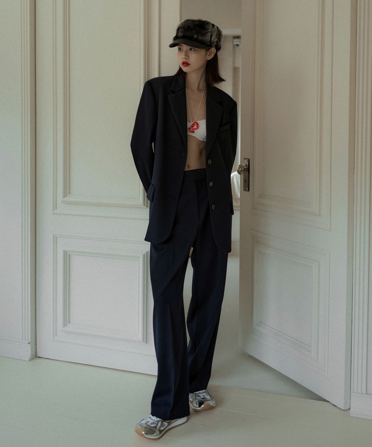 오버듀플레어(OVERDUEFLAIR) WOOL WIDE PANTS_NAVY