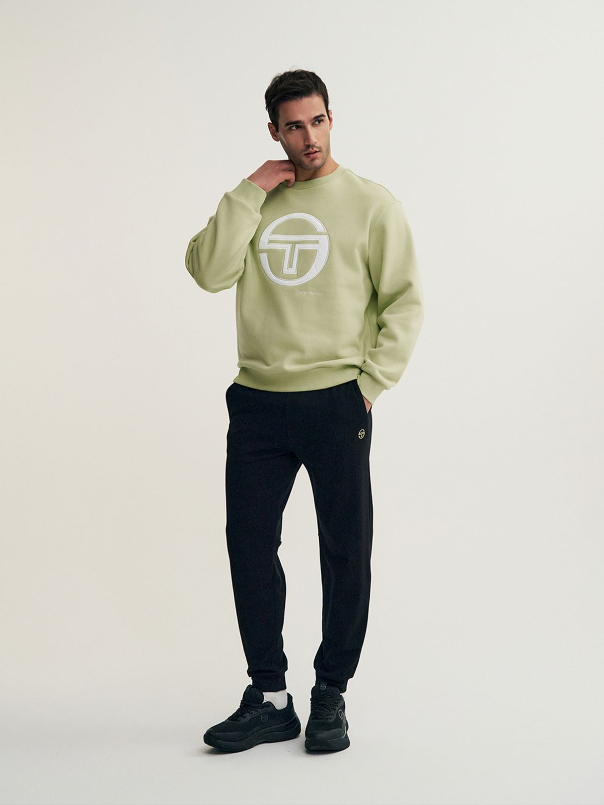 세르지오 타키니(SERGIO TACCHINI) M 데일리 기모 빅로고 맨투맨 (Olive)