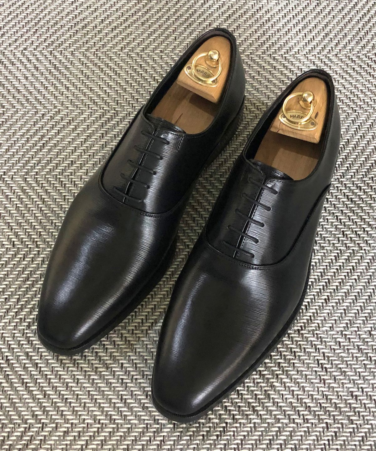 조앤슈(JOENSHOE) 행콕 클린 빗살 옥스퍼드 블랙