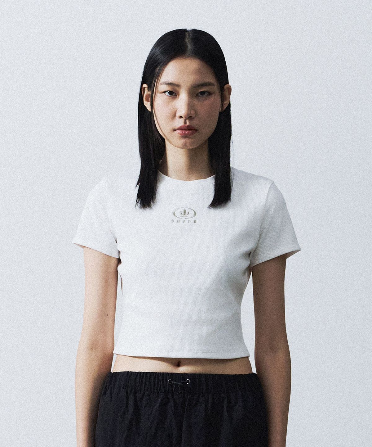 수프라(SUPRA) 여성 서클 크라운 골지 반팔 티셔츠(WHITE)