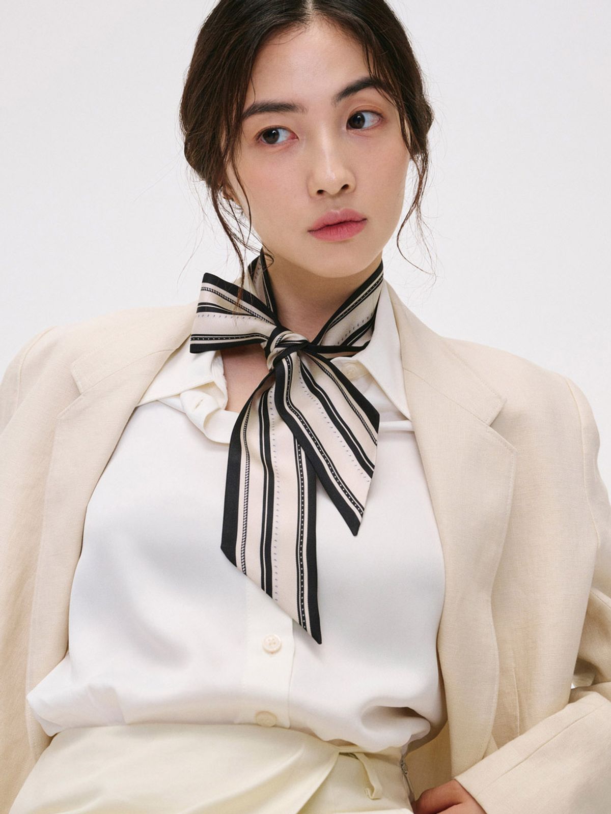 생럭슈(SAINTLUXURE) 헤세 블랙