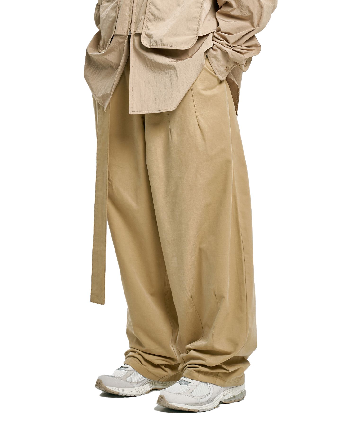 【AJO AJOBYAJO】Itaewon Story Cotton Pants MUSINSA | AJOBYAJO Asymmetric Cotton Pants [BEIGE]