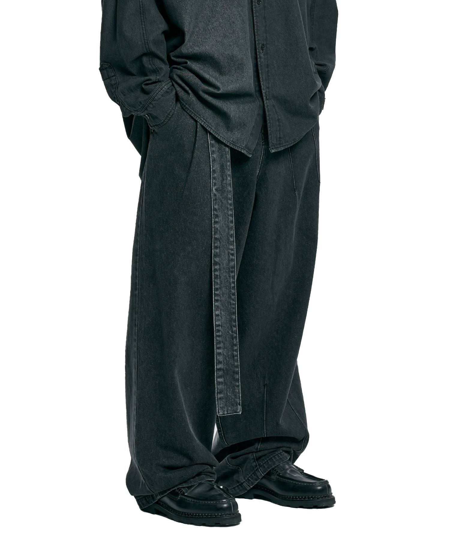 【AJO AJOBYAJO】24FW★ Asymmetric Washed Denim Pants MUSINSA | AJOBYAJO Asymmetric Washed Denim Pants [BLACK]