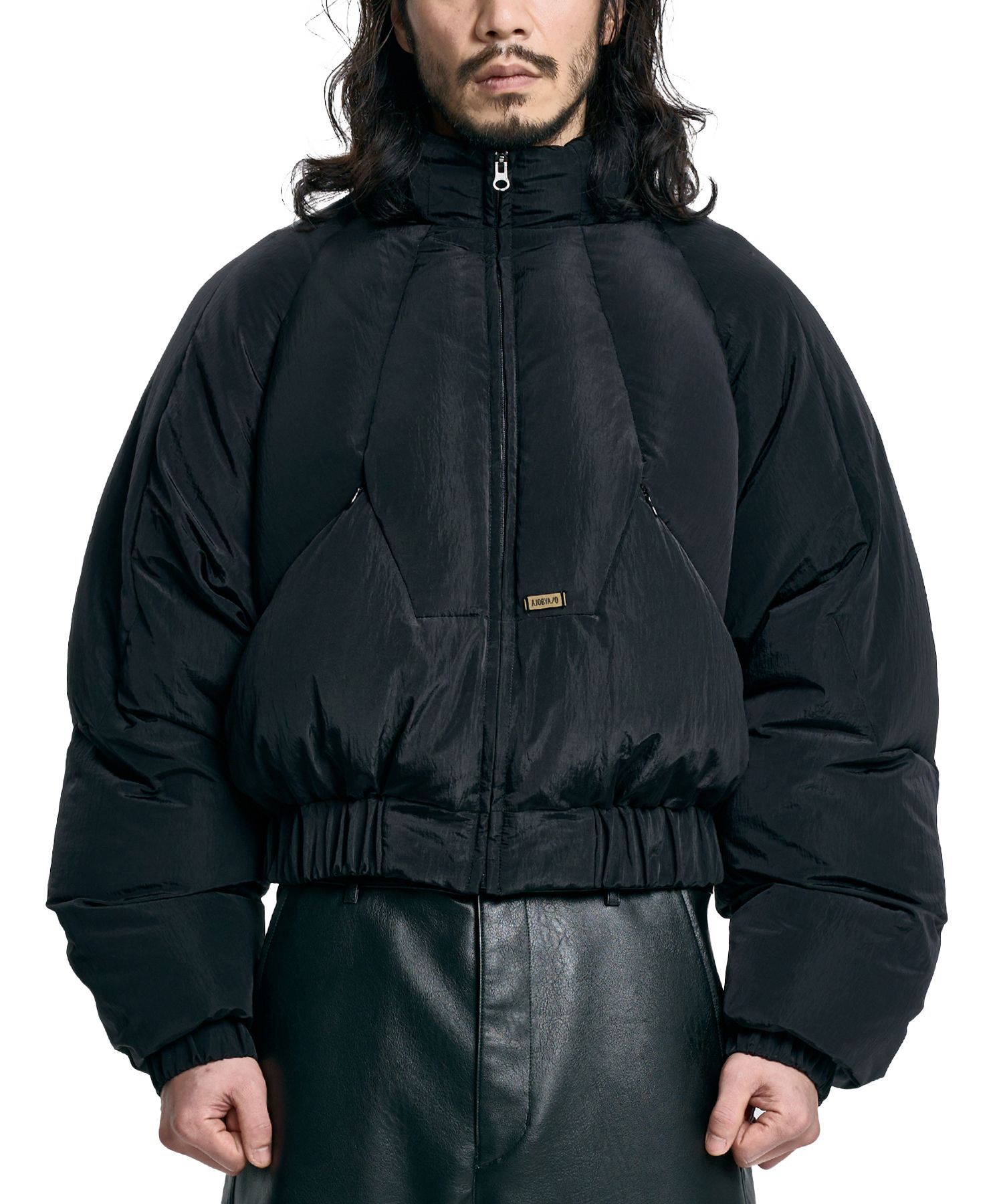 MUSINSA公式 | AJOBYAJO Paneled Short Padded Jacket [BLACK]