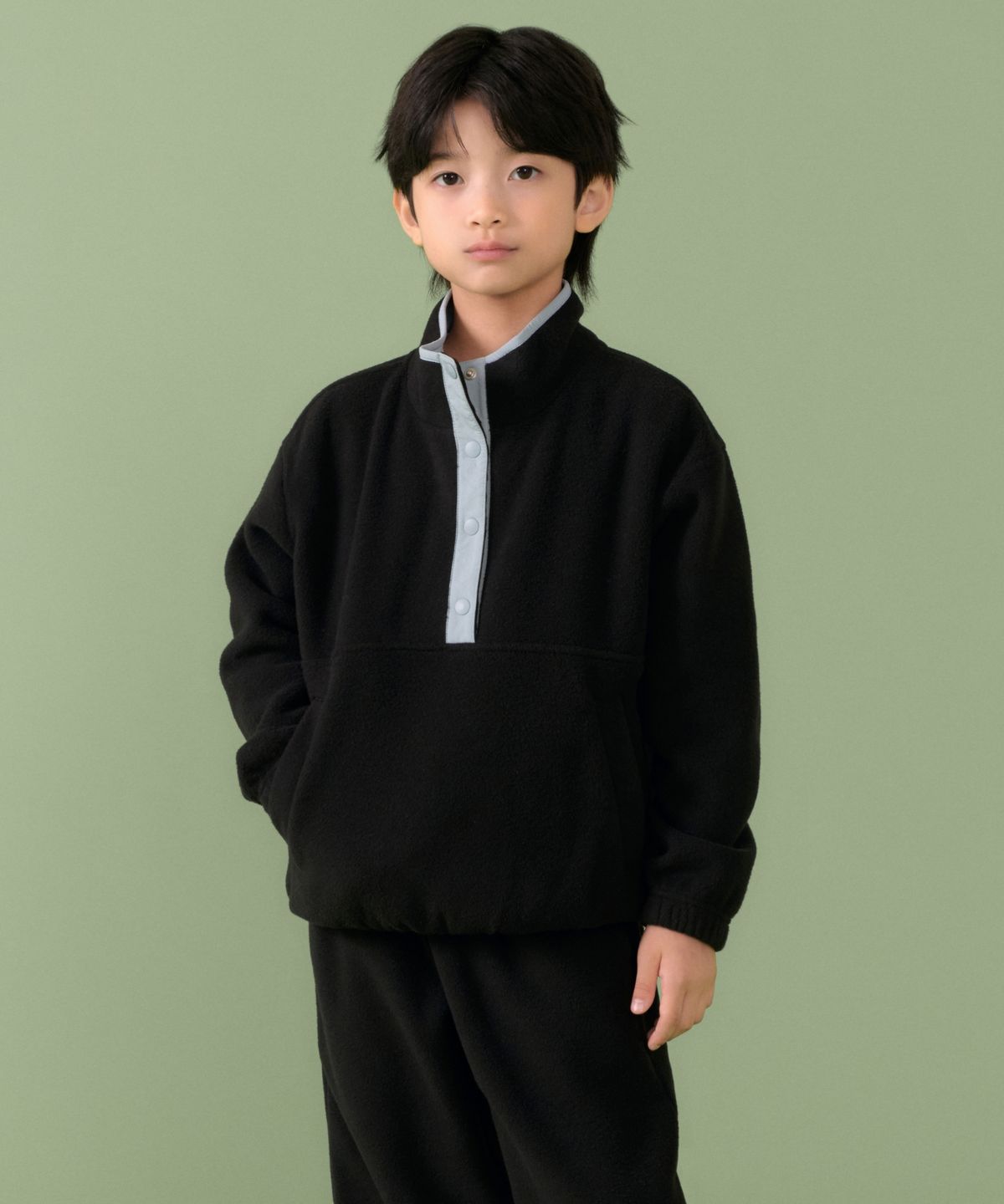 무신사 스탠다드 키즈(MUSINSA STANDARD KIDS) 오버사이즈  폴라 플리스 아노락 [블랙]