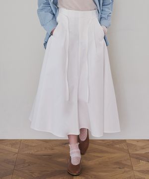 원 턱 코튼 플레어 스커트 [WHITE]