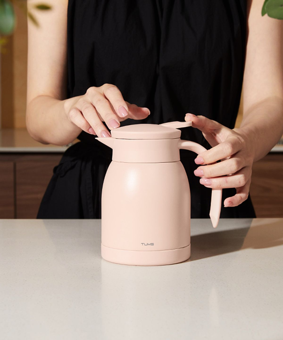 텀스(TUMS) 뉴 비비엔느 보온보냉 주전자 600ml