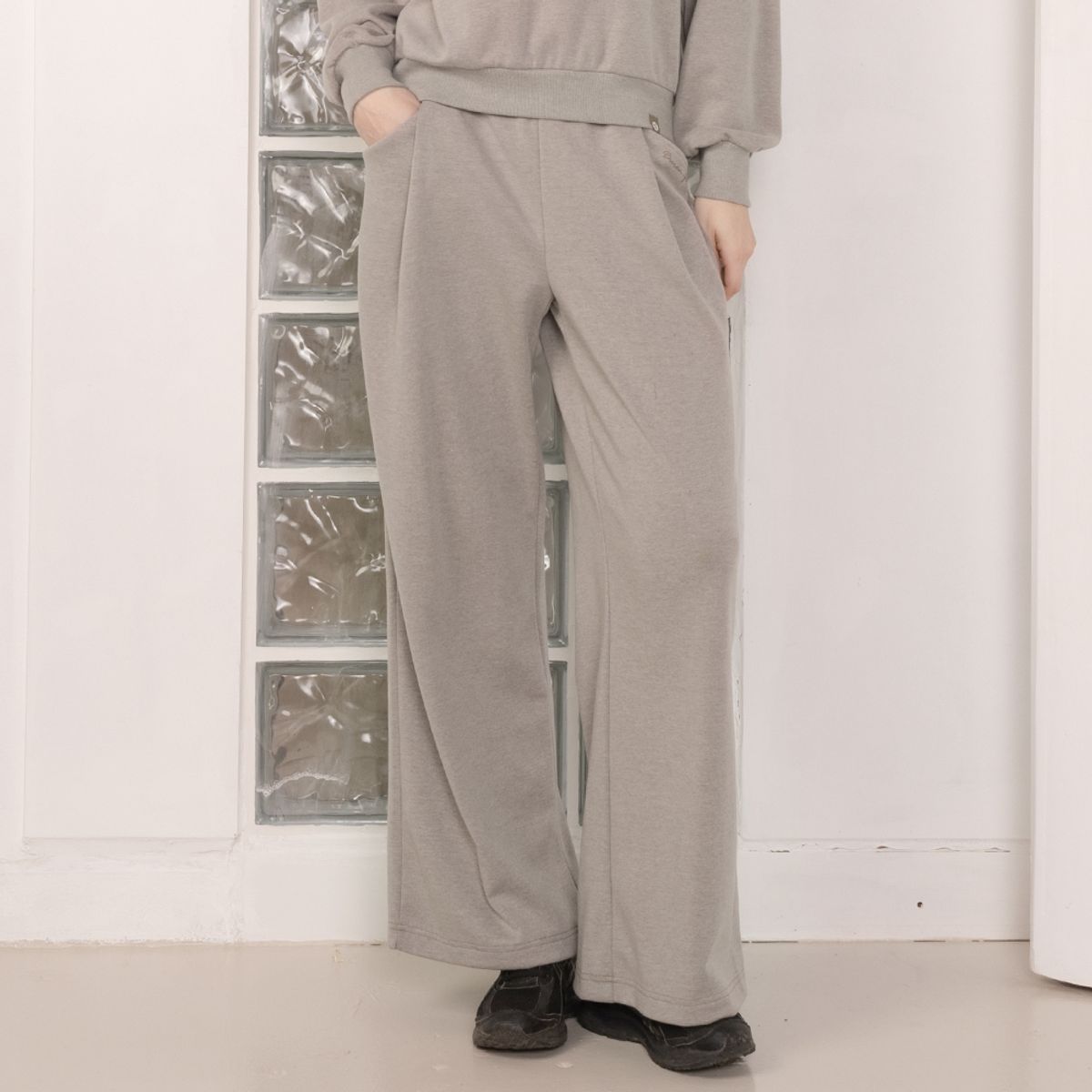 뒤란(DURAN) 컴피 데일리 원턱 와이드 팬츠 DBF4W-9194 2colors