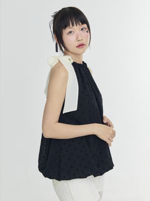 홀터넥 플라워 블라우스 - 블랙