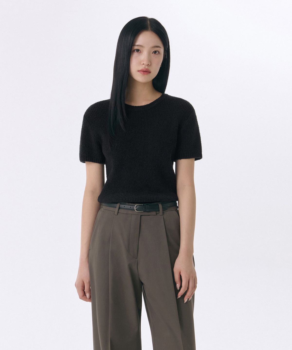 무신사 스탠다드 우먼(MUSINSA STANDARD WOMAN) 우먼즈 미니 부클 리브드 반소매 니트 [블랙]