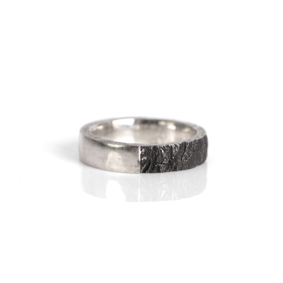 어 그라운드 링(AGROUNDRING) Half Ring