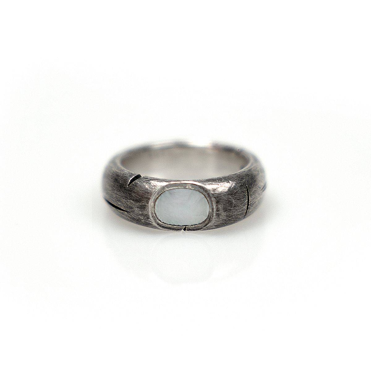 어 그라운드 링(AGROUNDRING) Concave Ring (백자개)
