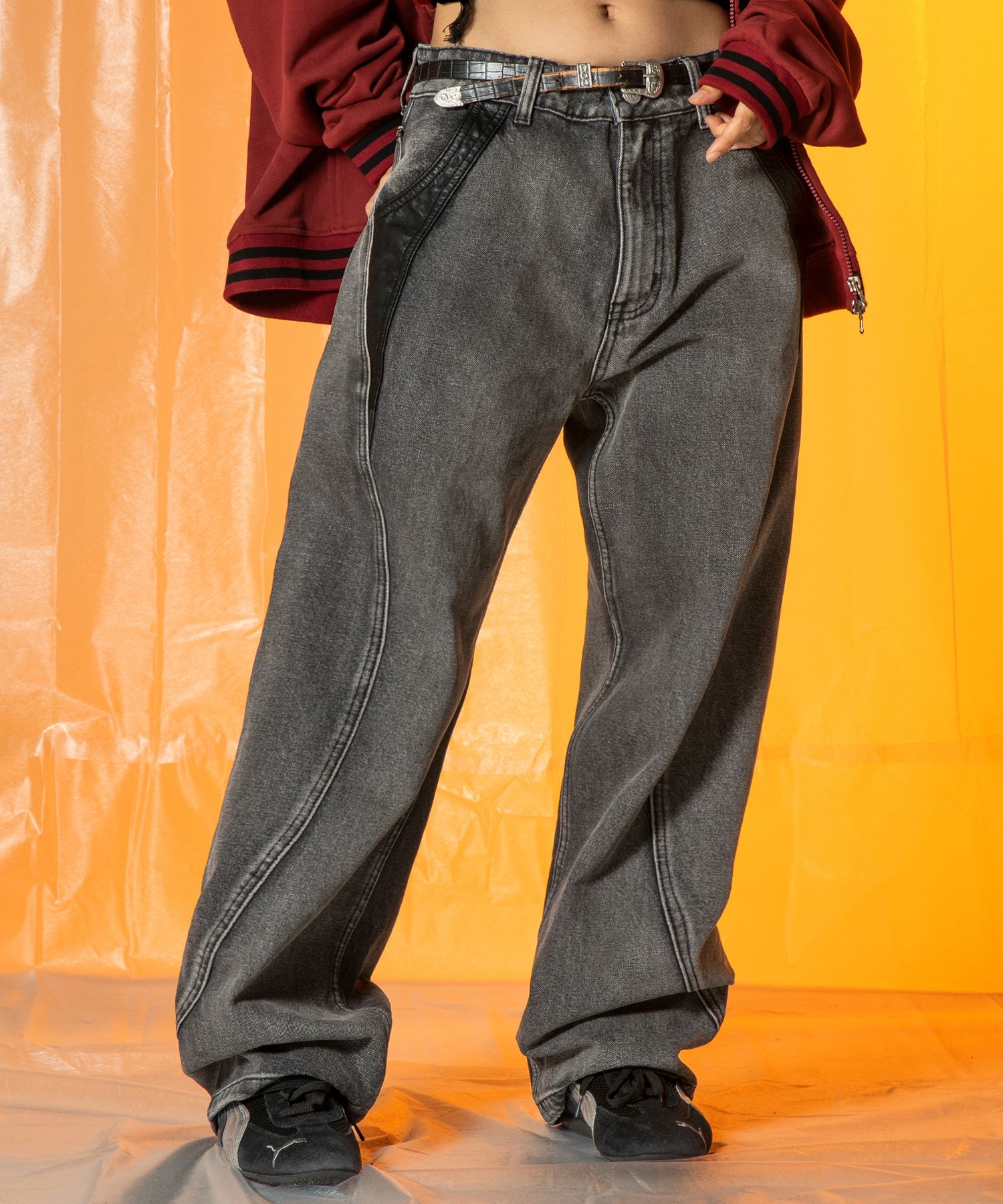 MUSINSA | XTONZ XP236 Leather Mix Curved Denim Pants (BLACK)
