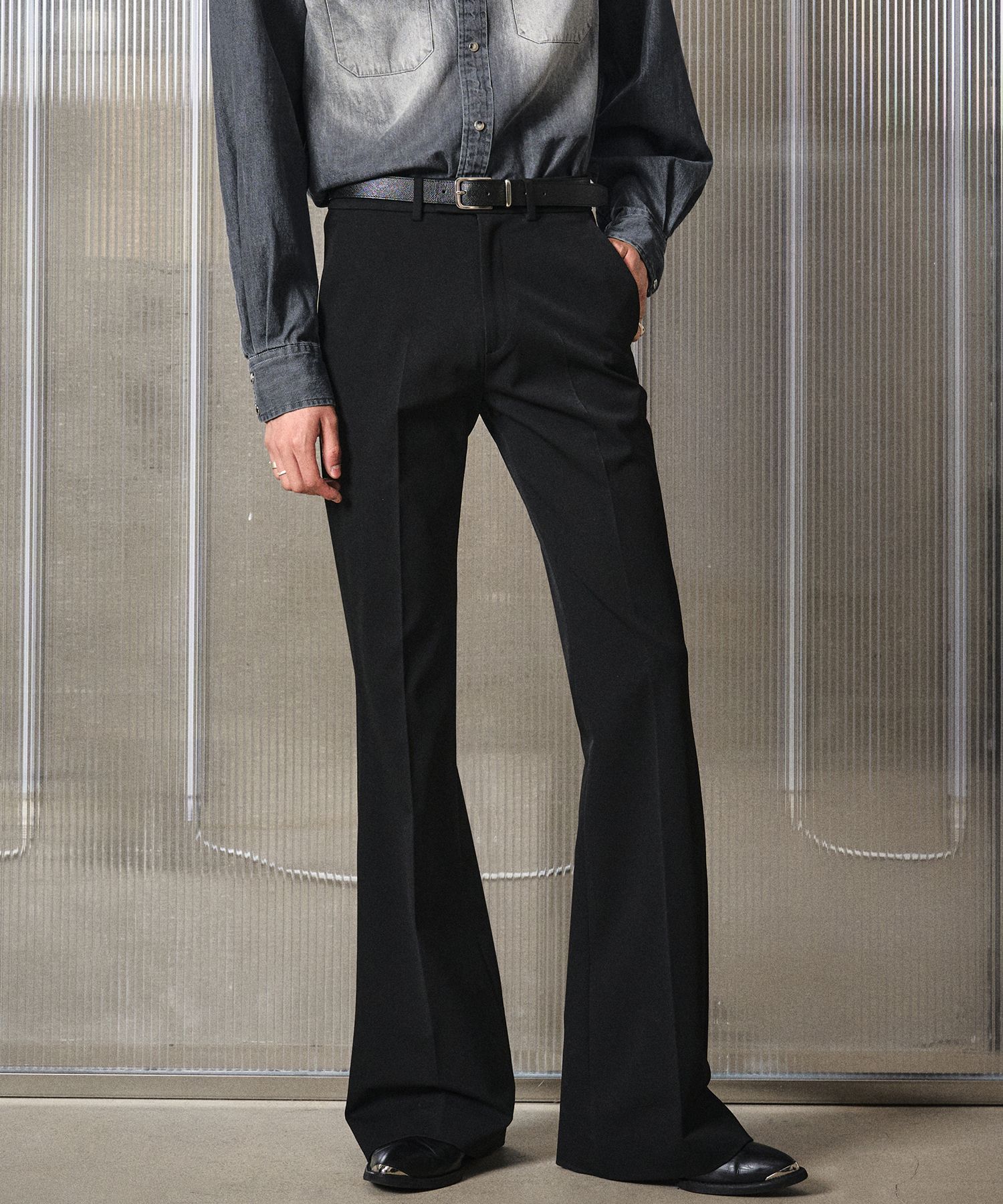 MUSINSA公式 | LMOOD ジャンヌフレアスラックス ブラック