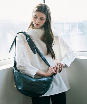 지니아 크루아상 크로스백