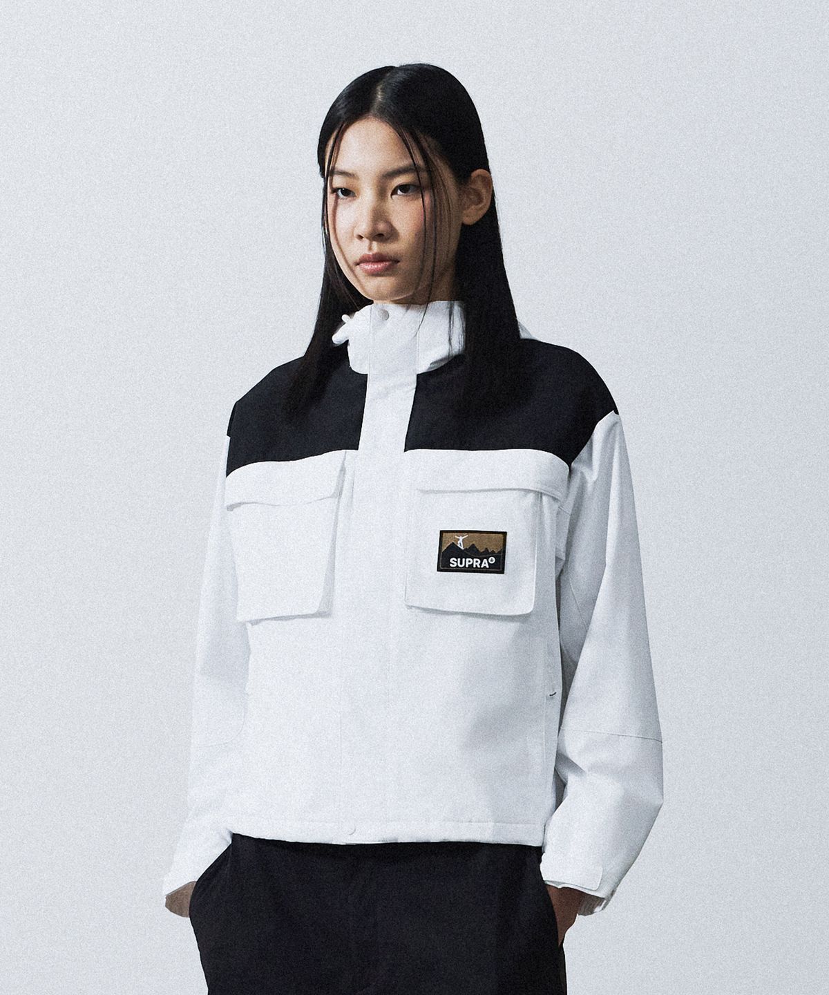 수프라(SUPRA) 여성 투 포켓 배색 바람막이(WHITE)