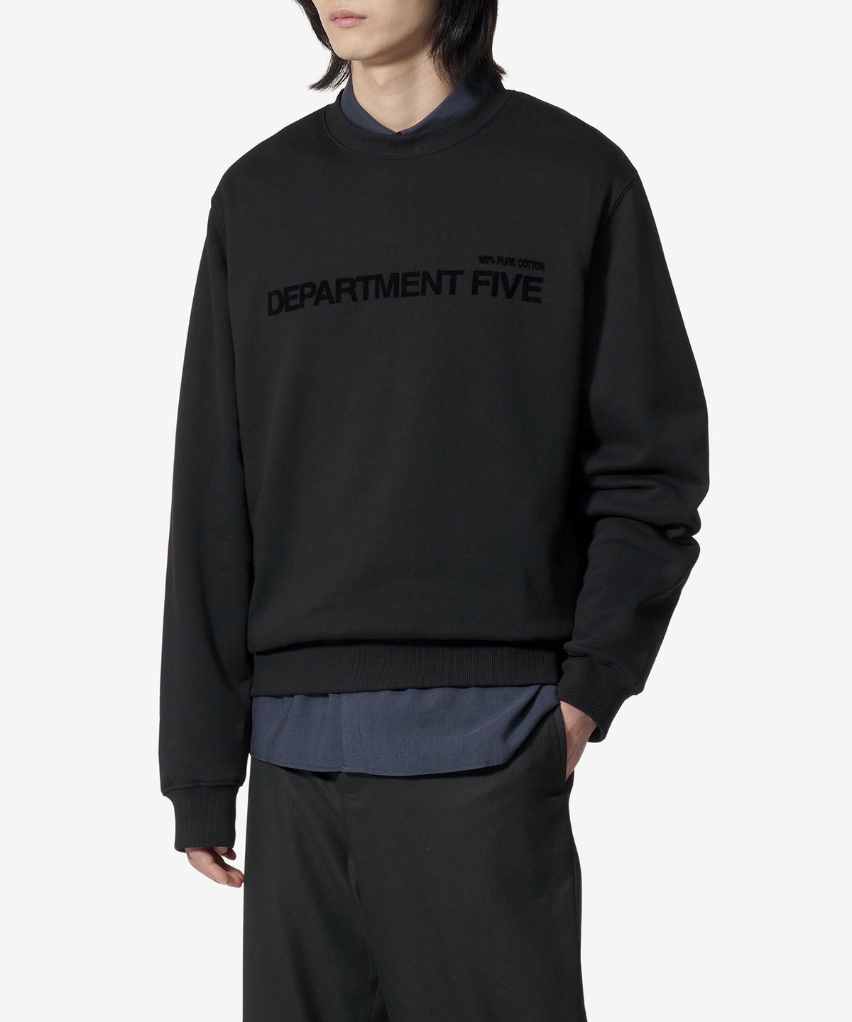 디파트먼트 파이브(DEPARTMENT FIVE) 로고 맨투맨 - 블랙 / UF5072FF0024000PF2999