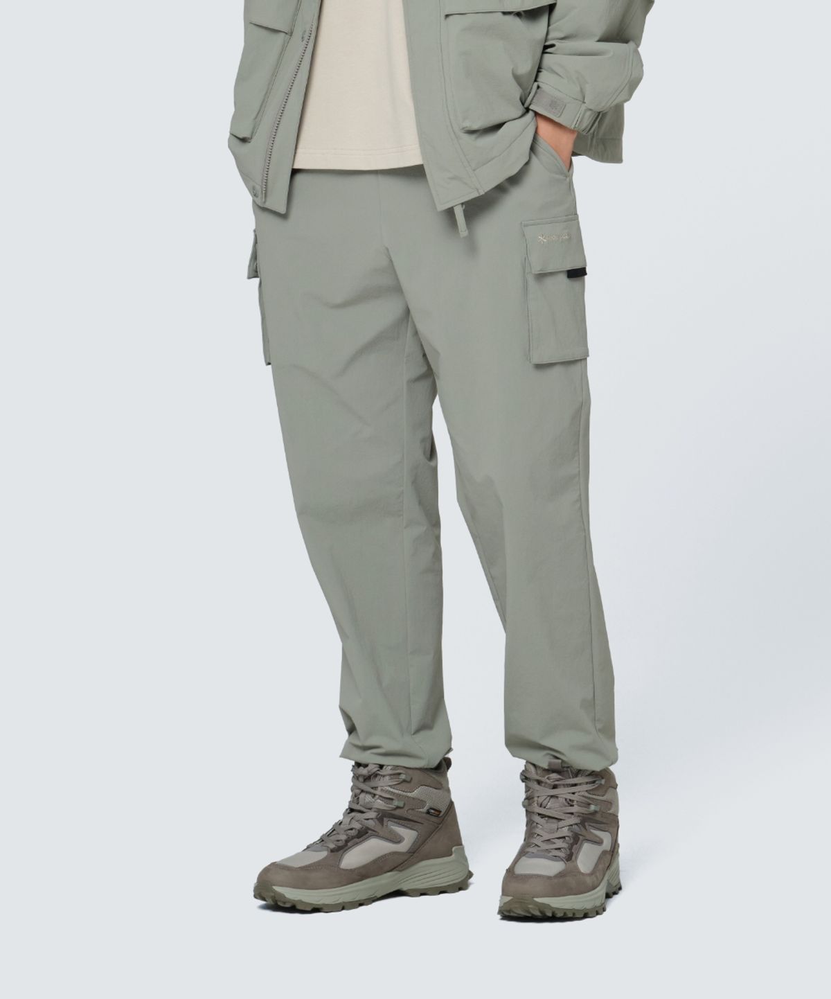 스노우피크 어패럴(SNOWPEAK APPAREL) 루트 카고 조거 팬츠 (S24FMRPT68) Khaki Gray