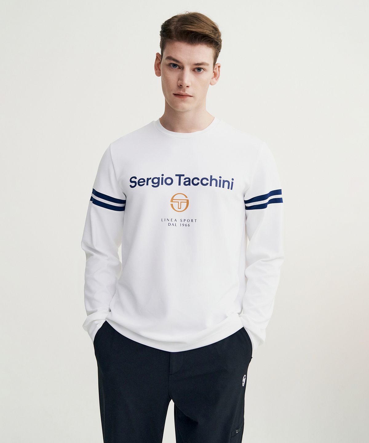 세르지오 타키니(SERGIO TACCHINI) M 에센셜 아트웍 긴팔티셔츠 (White)