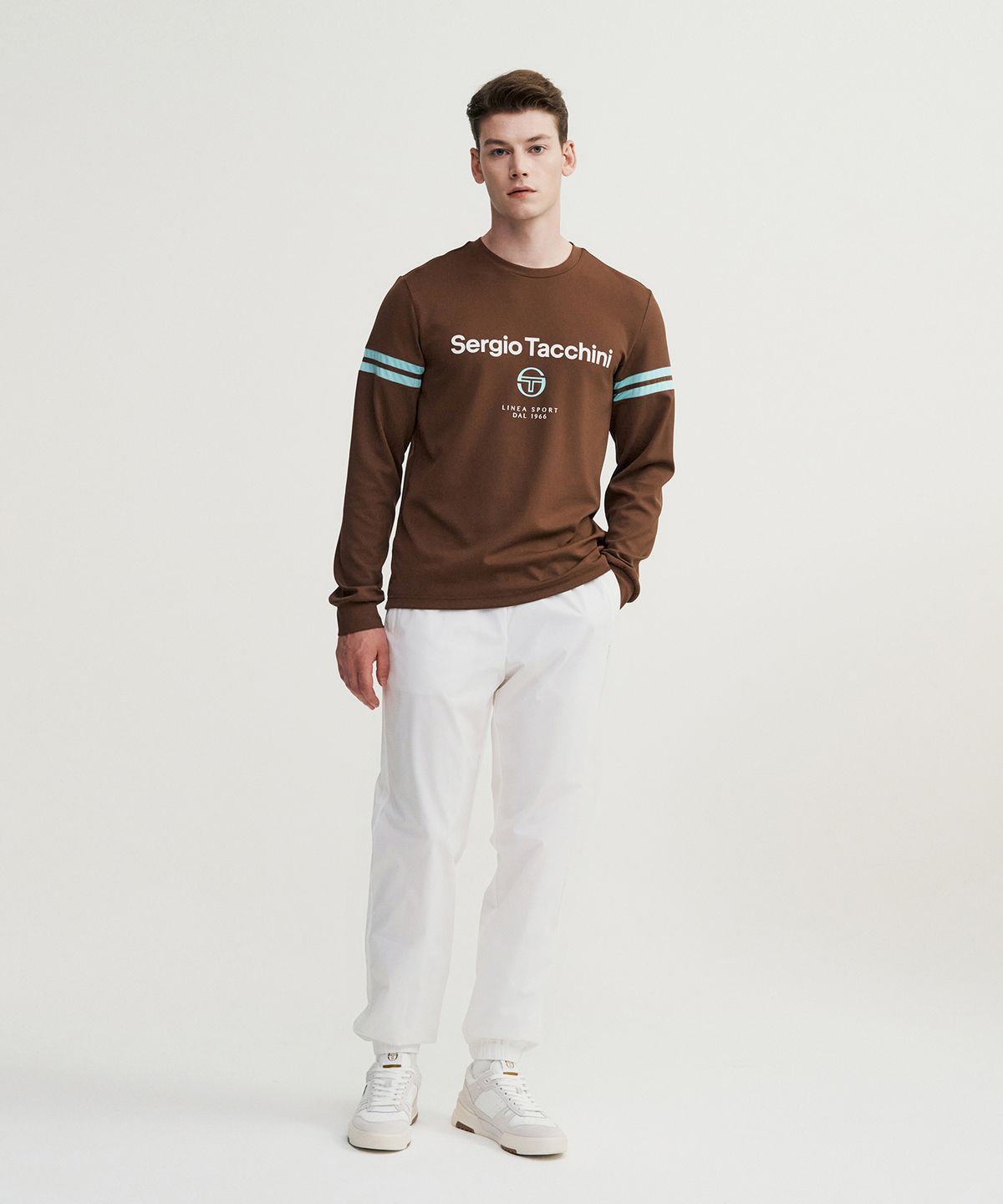 세르지오 타키니(SERGIO TACCHINI) M 에센셜 아트웍 긴팔티셔츠 (D.Brown)