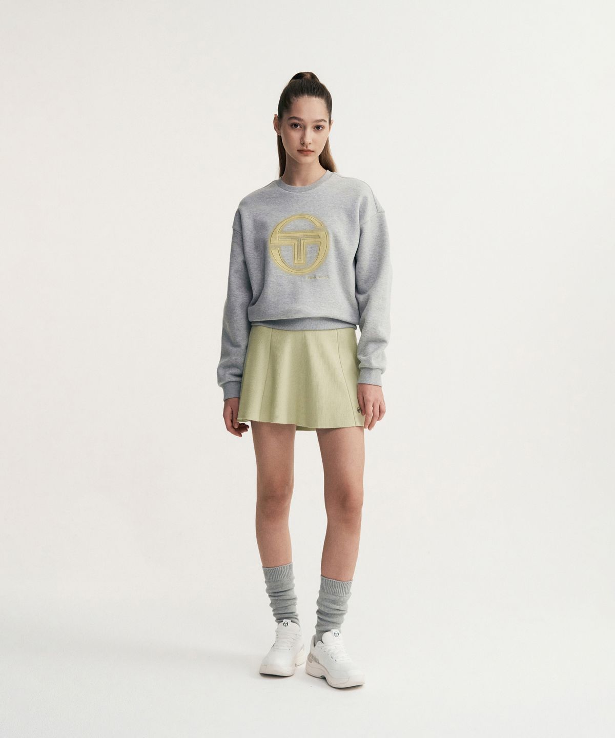 세르지오 타키니(SERGIO TACCHINI) W 데일리 기모 빅로고 맨투맨 (Melange Grey)