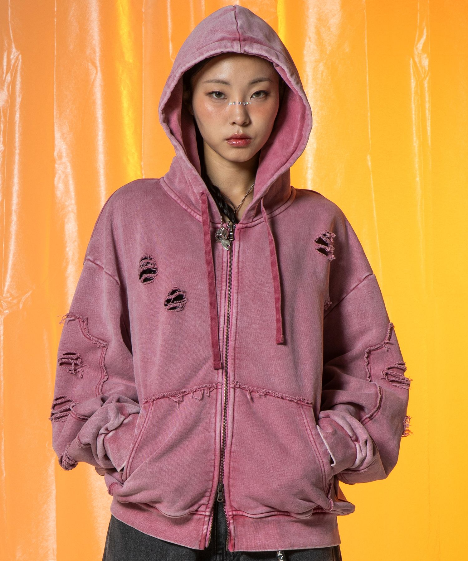 アウターその他 XTONZ XTT065 Carpenter Damage Two-Way Hood Zip-Up CHARCOAL X MUSINSA | XTONZ XTT065 Carpenter Damage Two-Way Hood Zip-Up
