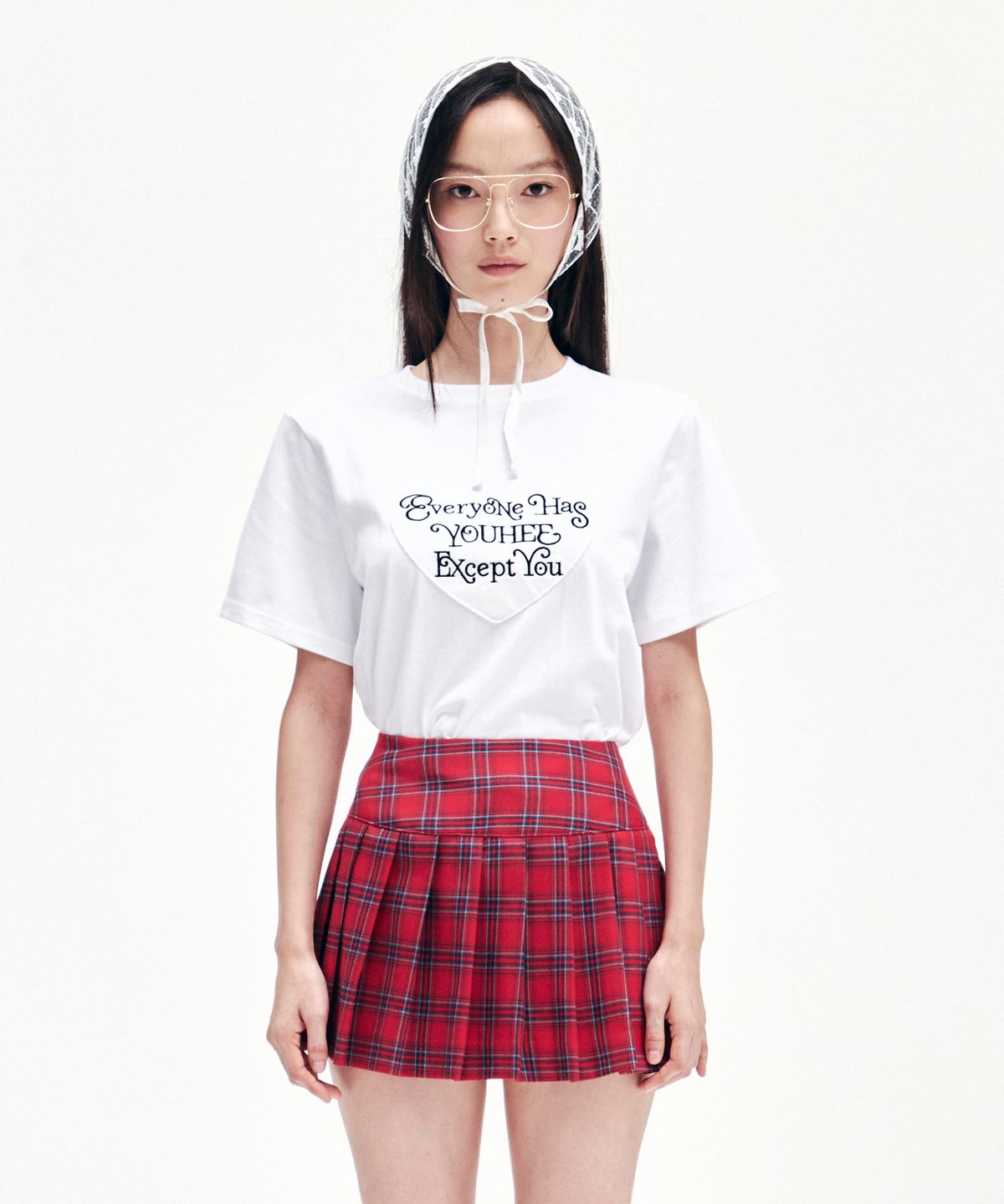 유희(YOUHEE) APLIQUE LETTERING T-SHIRTS WHITE