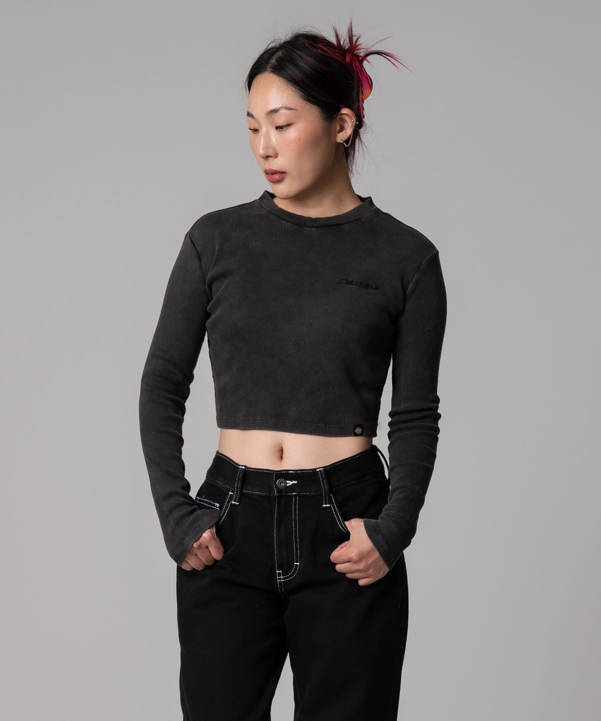 디키즈(DICKIES) 플렌티우드 크롭 니트 Black