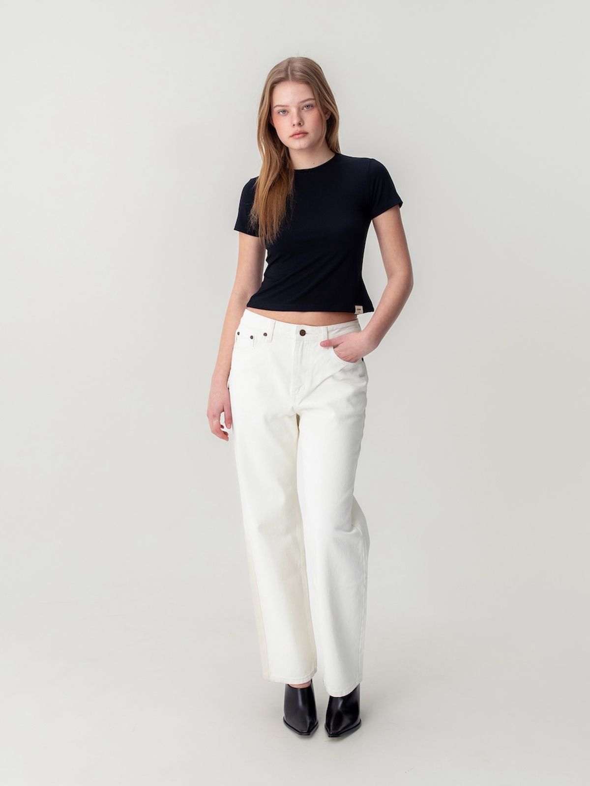 글로니(GLOWNY) THE JANE JEANS (WHITE)