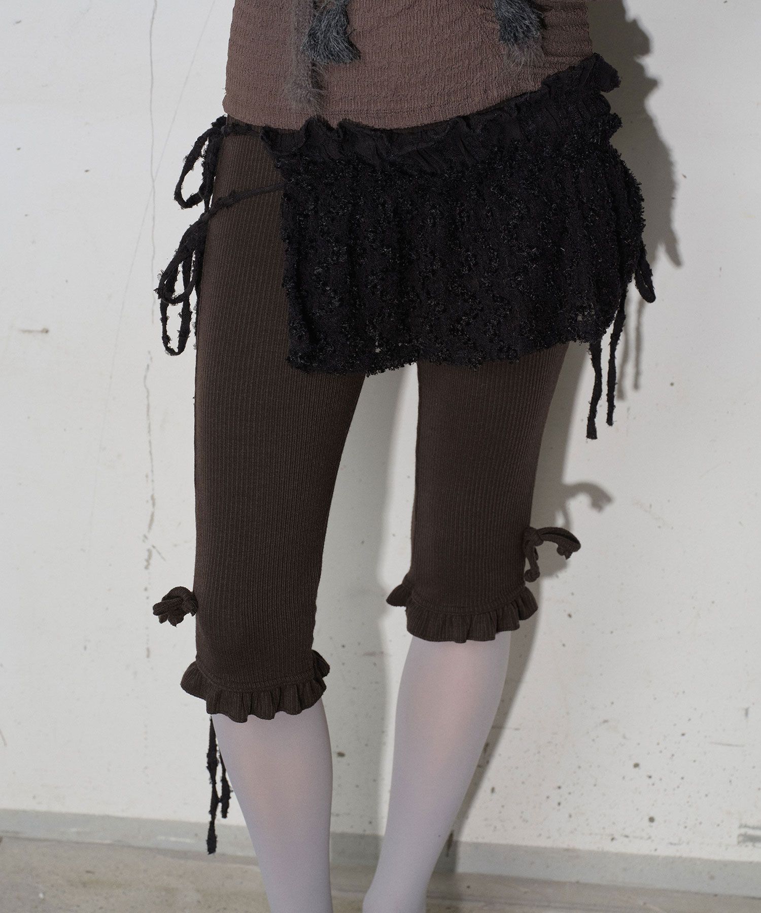 【typeservice】24fw Ruffled Strap Leggings MUSINSA | TYPESERVICE Ruffled Strap Leggings [Brown]