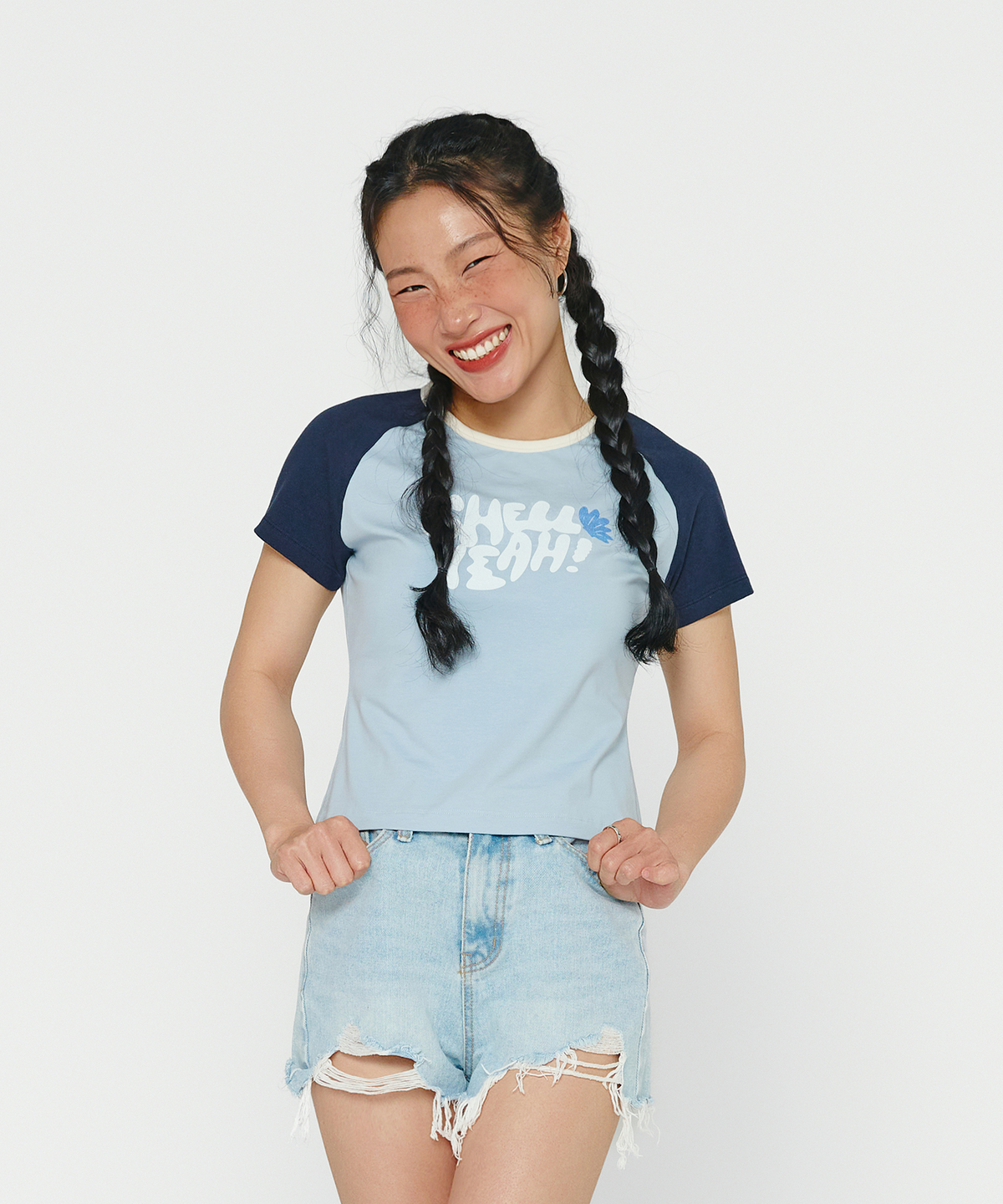 움파(OOMPAA) 쉘예 레글런 크롭 반팔 티셔츠