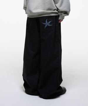 TCM starfish chino pants (black)