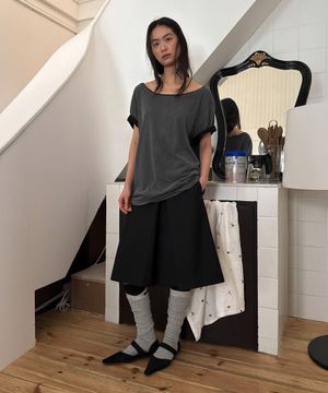 LOW RISE MIDI SKIRT (black)