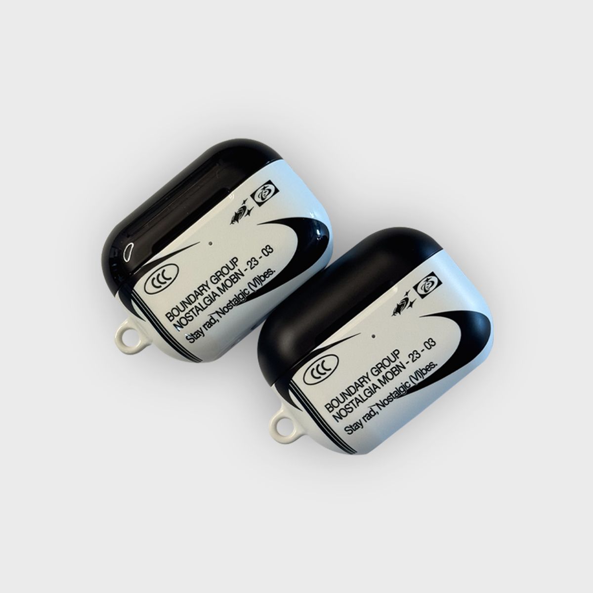 메모리즈바운더리(MEMORIESBOUNDARY) Nostalgic Vibes AirPods Case (Glossy / Matte)