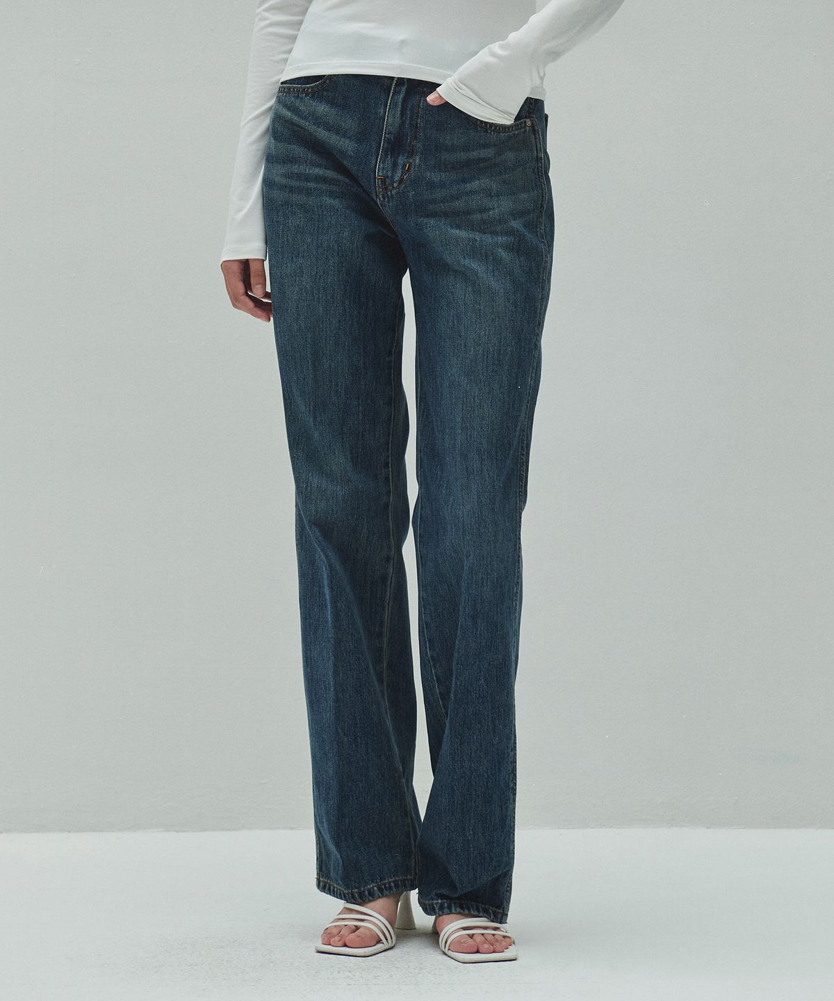 다이애그널(DIAGONAL) BASIC LINE DENIM PANTS (dark blue)