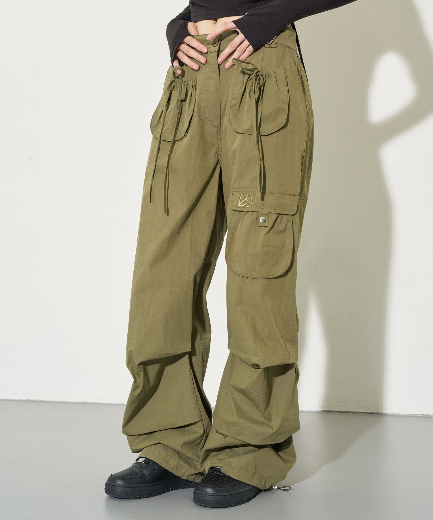 パンツ ILLIGO Two-Tuck Pocket Cargo Pants Khaki 5011543700 MUSINSA | ILLIGO Two-Tuck Pocket Cargo Pants Khaki