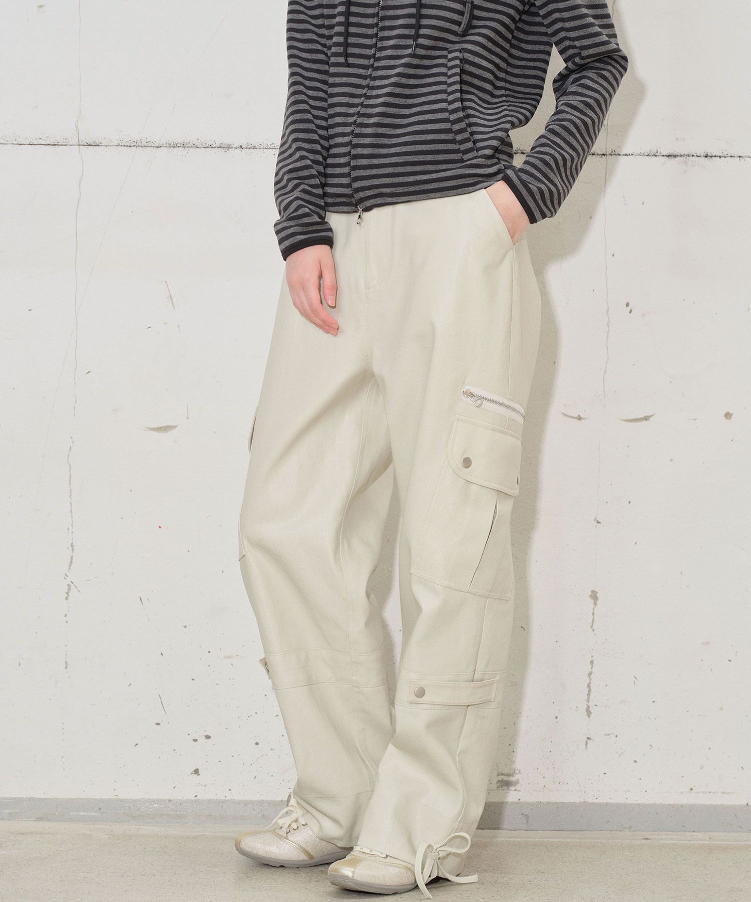 【typeservice】24fw Coated Snap Pants MUSINSA | TYPESERVICE Coated Snap Pants [Ivory]