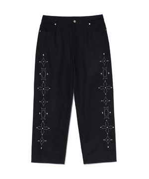 [미누의 코디 PICK] WORMHOLE STUD PANTS BLACK
