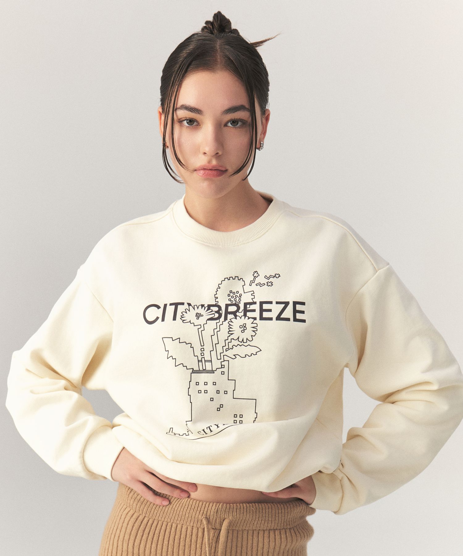 ★送料・関税込★CITYBREEZE★ESSENTIAL CITY FLOWER HOODIE★ Essential City Flower Hoodie_BLACK - CITYBREEZE