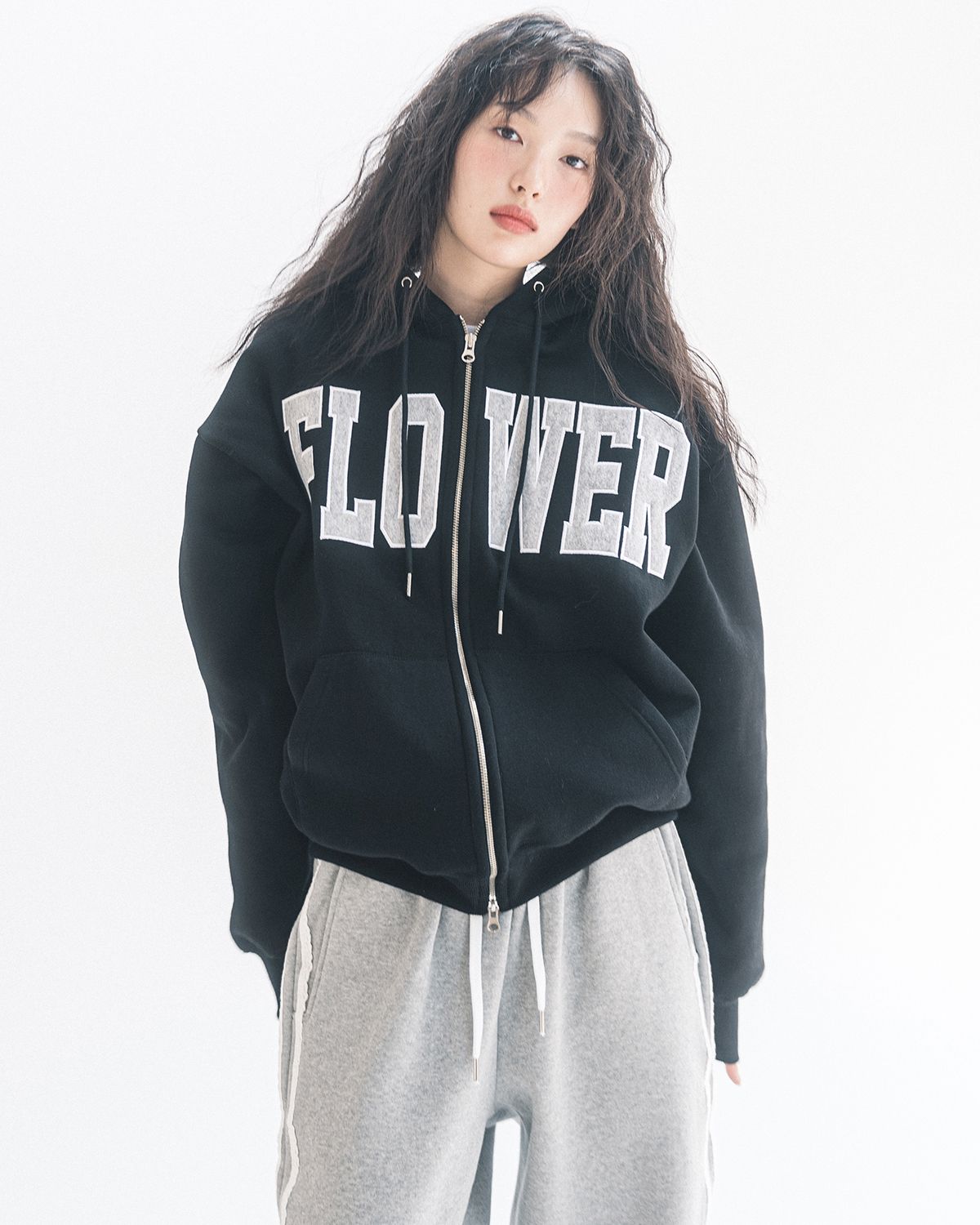 MUSINSA | HAVISM FLOWER ZIP UP hoodie(BLACK)