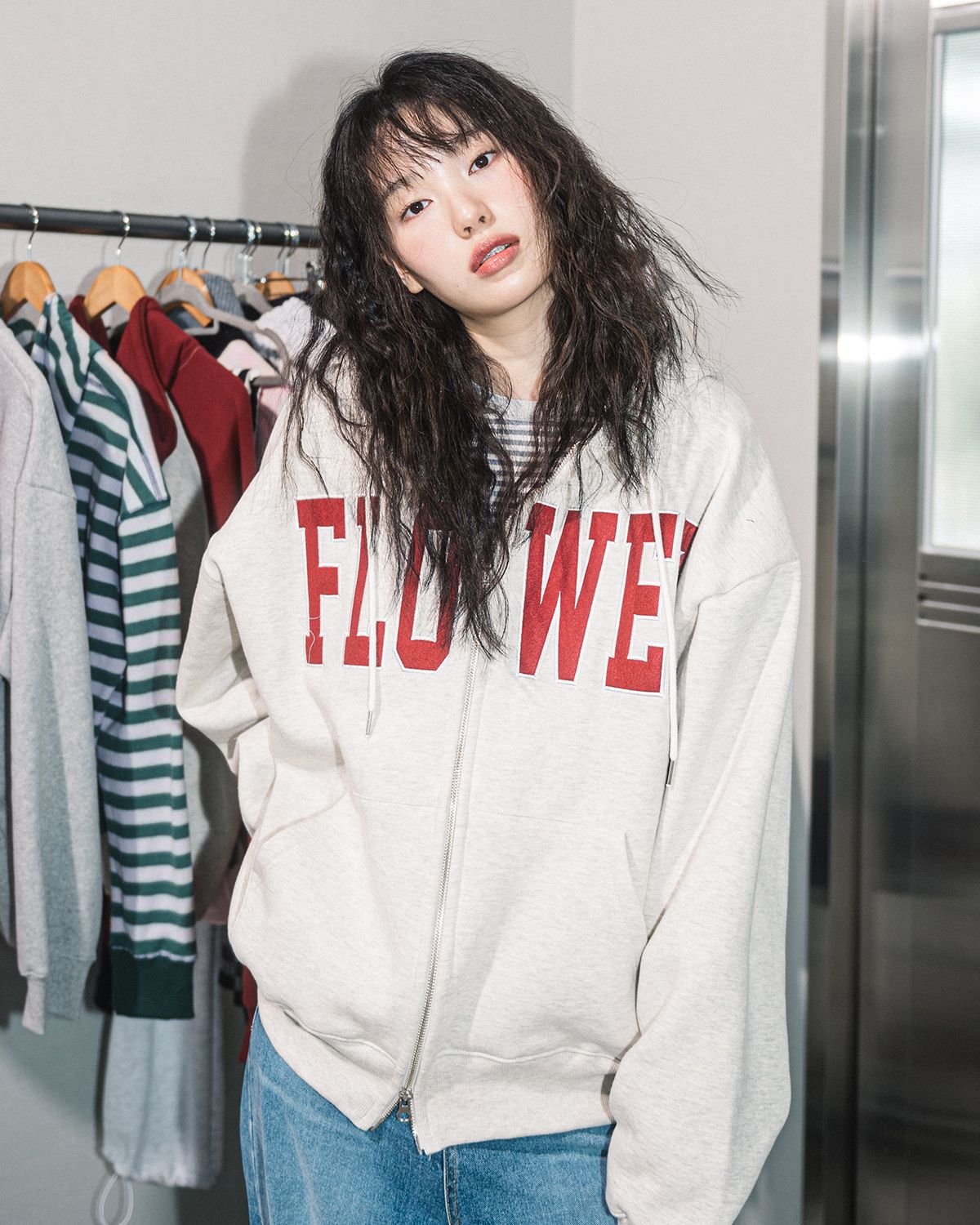 해비즘(HAVISM) FLOWER ZIP UP HOOD(OATMEAL)