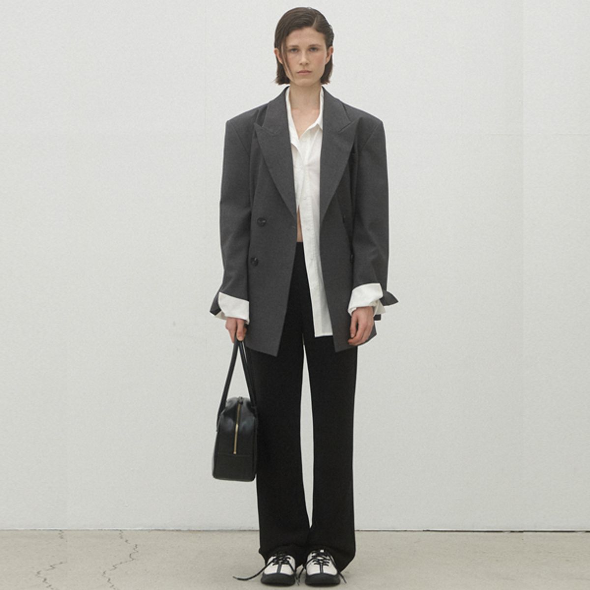 아틀리에 나인(ATELIER NAIN) ESSENTIAL BOOTCUT PANTS(PT-5579)