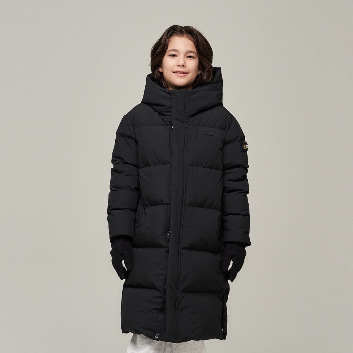 내셔널지오그래픽 키즈(NATIONAL GEOGRAPHIC KIDS) K244UDW990 카이만 구스 헤비 다운 점퍼 CARBONBLACK