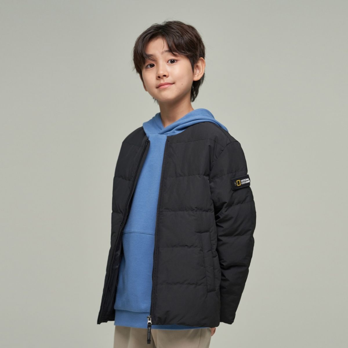 내셔널지오그래픽 키즈(NATIONAL GEOGRAPHIC KIDS) K244UDW980 헤론 경량 구스 다운 점퍼 CARBONBLACK